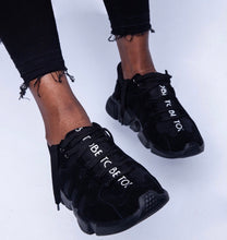 Laden Sie das Bild in den Galerie-Viewer, Sasre Low - Triple Black