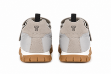 Cargar imagen en el visor de la galería, MARY JANE SNEAKER - GRAY
