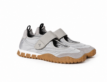 Cargar imagen en el visor de la galería, MARY JANE SNEAKER - GRAY
