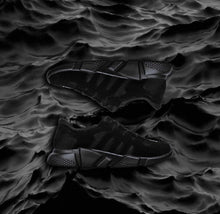Load image into Gallery viewer, Sasre Low - Triple Black

