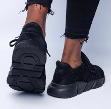 Afbeelding in Gallery-weergave laden, Sasre Low - Triple Black
